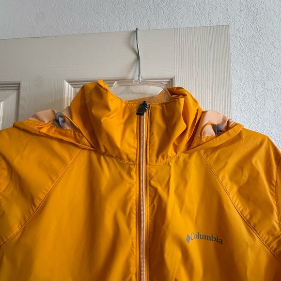 Columbia Women's Yellow Rain Jacket - Picture 3 of 6